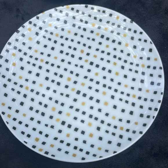 Threshold -  4 Porcelain Dinnerware Dish Plate Set Dish NWOT - Picture 5 of 7